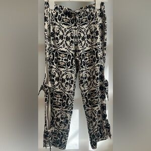 ROI Cutout Tie Pant